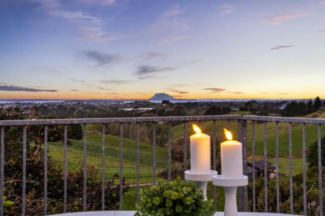 Lifestyle Living with Panoramic Views