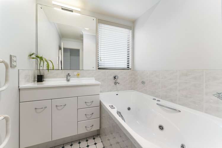 29 Carisbrook Crescent Papakura_12