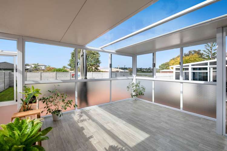 38 Settlers Grove Orewa_14