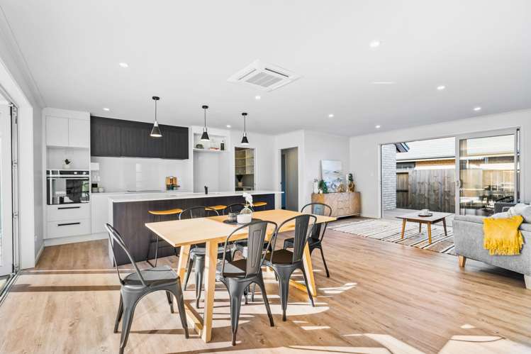 67 Kaurinui Crescent One Tree Point_25