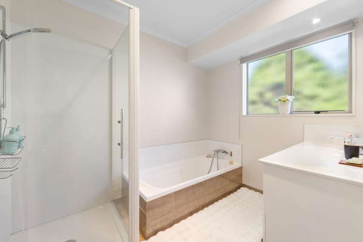 12 Mahuri Street Parklands_8