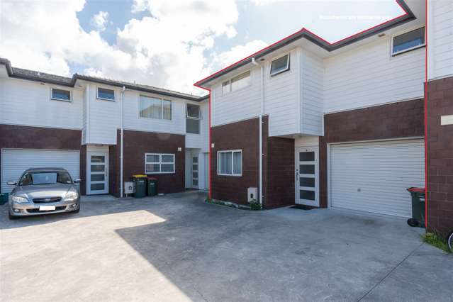 2/4 Littler Place Hamilton East_1