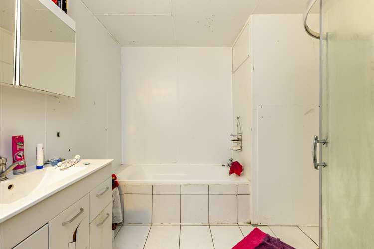 119 Beaumonts Way Manurewa_16