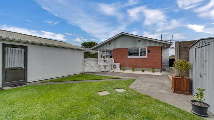 2/381 Main North Road Redwood_11