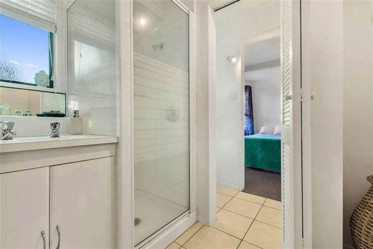 63 Eaton Crescent Matua_10