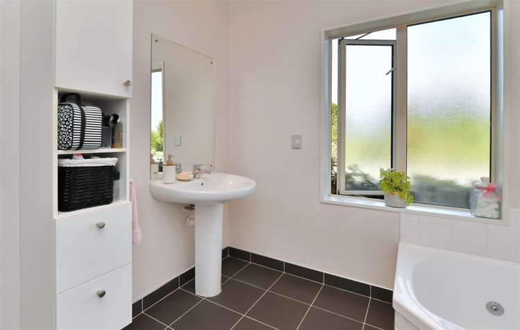 239 Kennedys Hill Road Cust_37