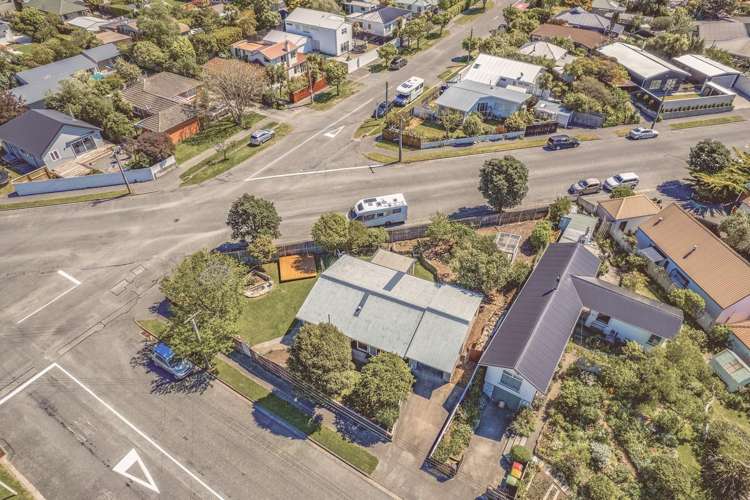 6 Thorpe Street Sumner_17