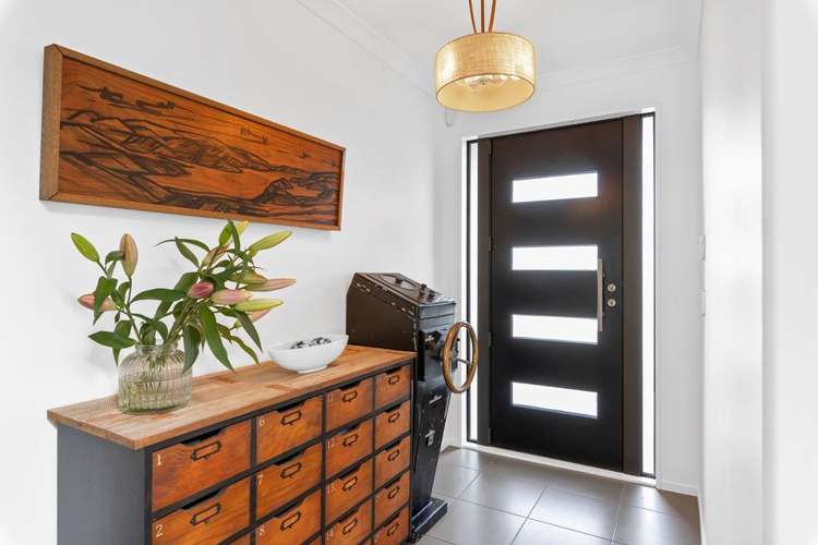 2 Araucana Way Burwood_19