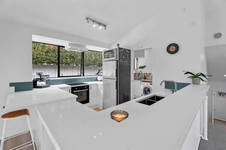 1/9a Kitewao Street Northcote_8