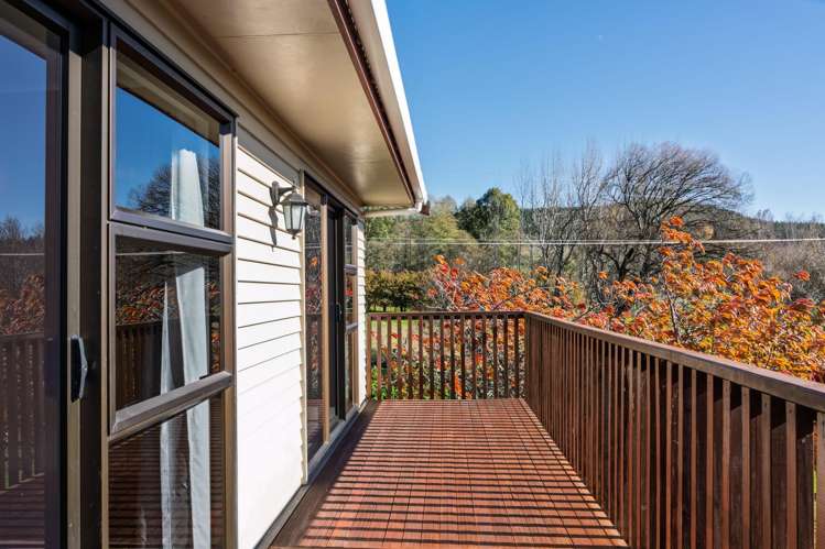 68 Hiwipango Road Wakefield_18