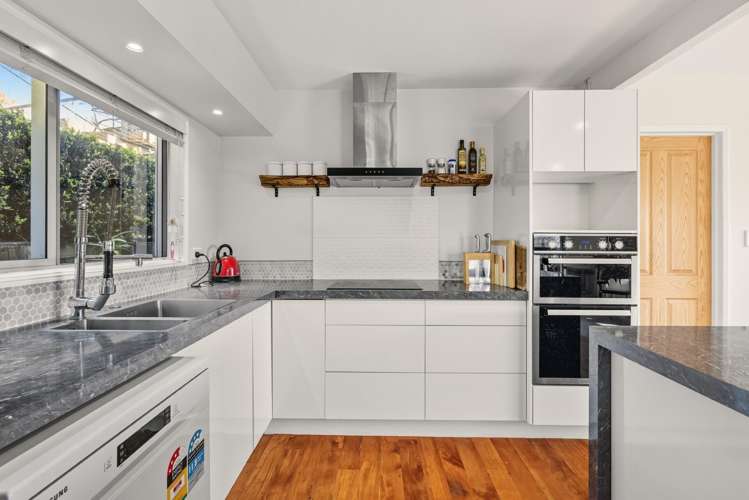 32B Westwood Street Bellevue_1