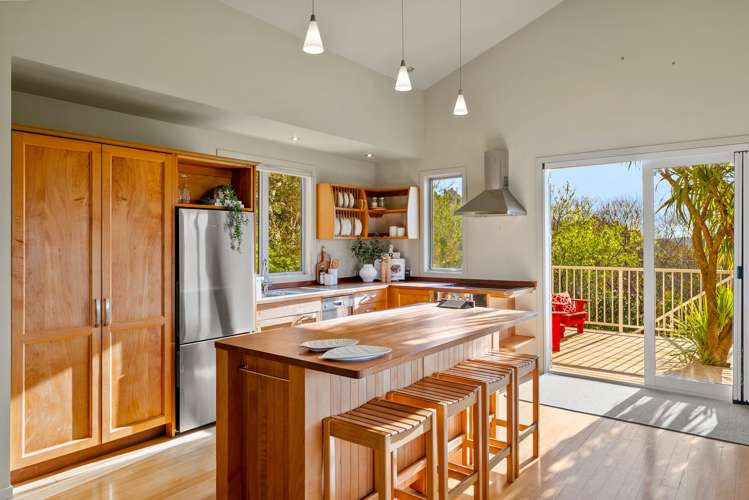 87 M Greenwood Road Leigh_10