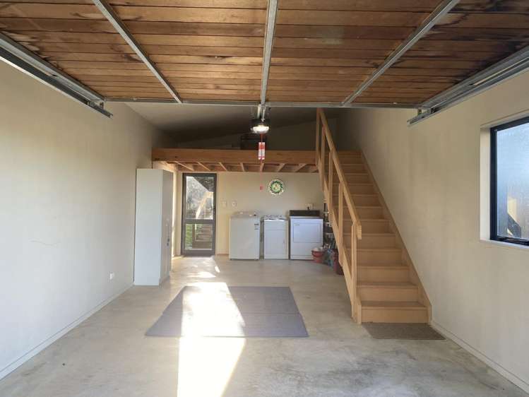 56 Walu Lane Matapouri_14