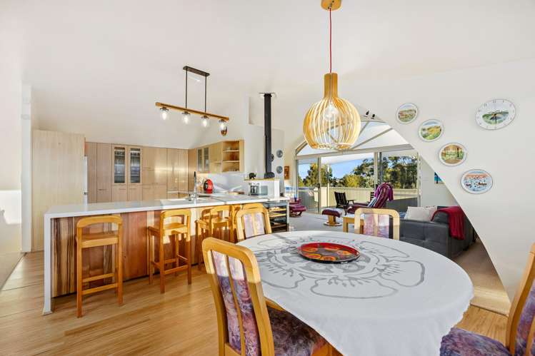 1391 Whangaparaoa Road_4