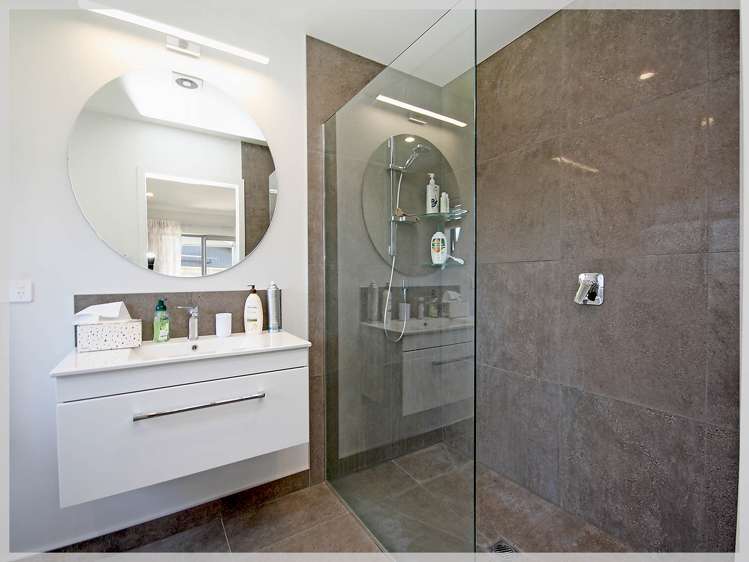 10 Story Street Foxton Beach_14