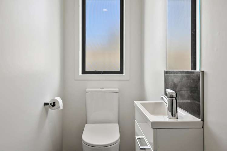 2/6 Ekara Road Flagstaff_10