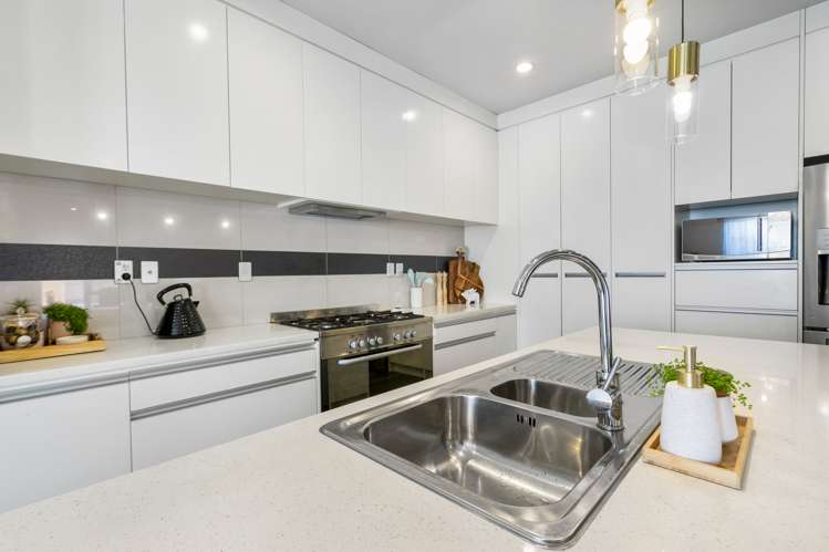 32 Rishworth Avenue Stanmore Bay_5