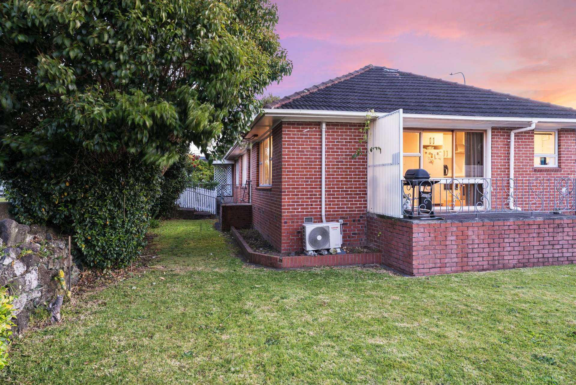 2/214 Main Highway Ellerslie_0