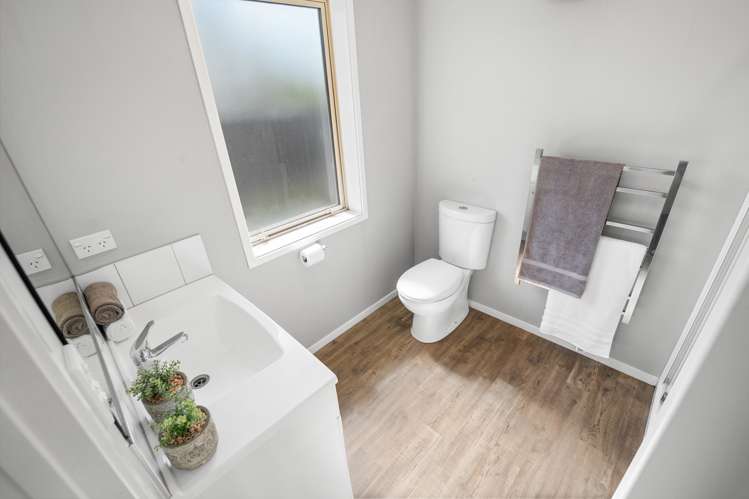 7 Colebrook Drive Rolleston_11