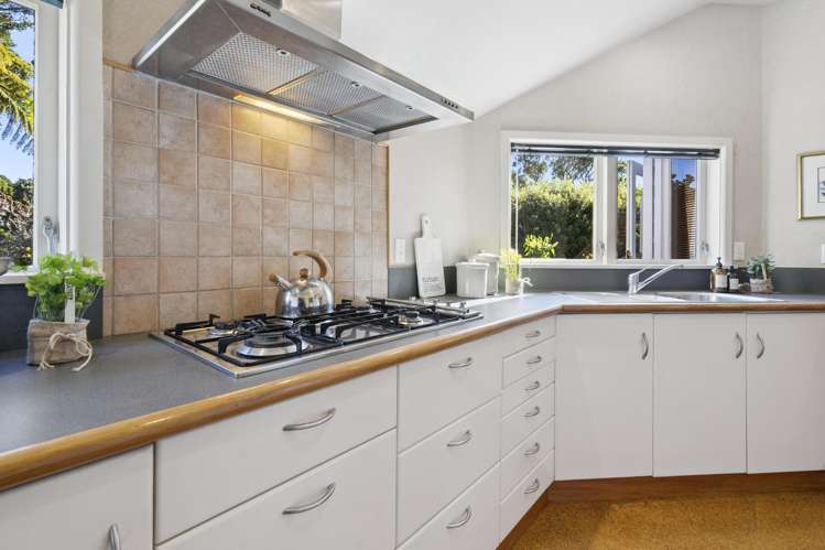 66 Messines Road Karori_10