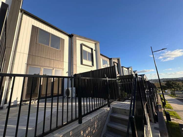 5/4 Ngaroma House Drive Hobsonville_13