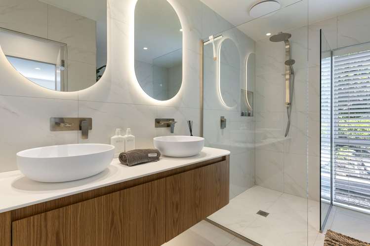 73 Churchill Road Murrays Bay_8