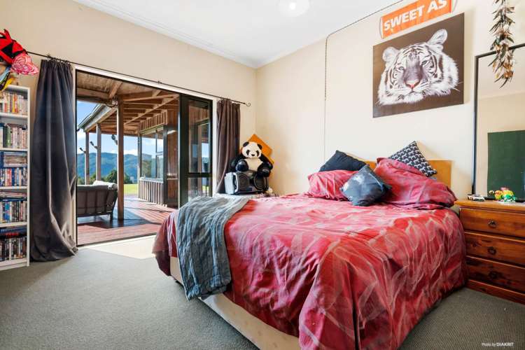 22 Falls Road Hunua_24