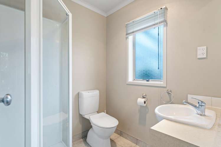 2 Totara Views Drive Red Beach_10