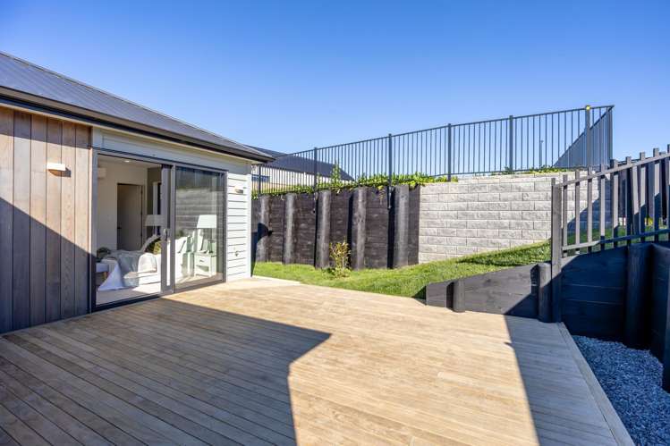 52 Tipu Crescent Milldale_22