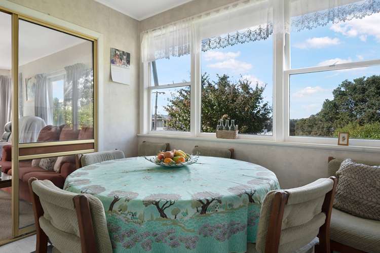 23 Buscomb Avenue Henderson_12