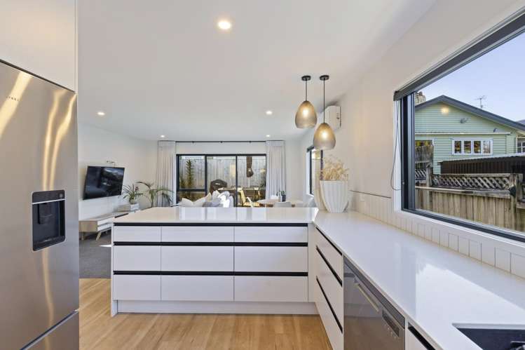 8a Ngaio Street Strandon_10