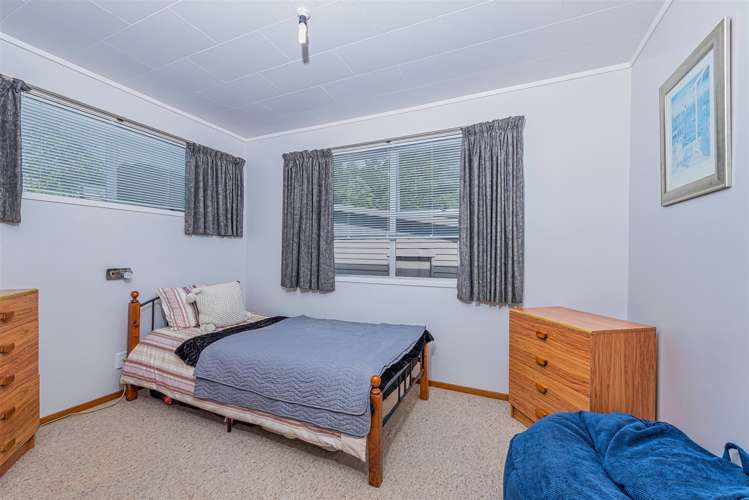 214 Glengarry Road Glen Eden_14