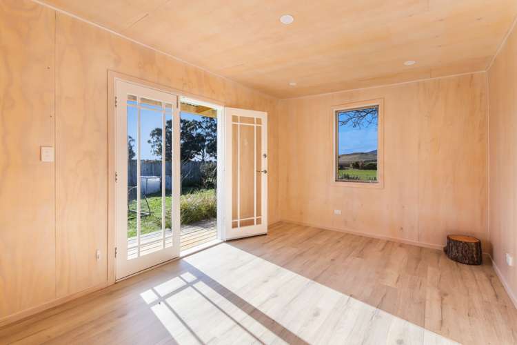 7 Townend Street Waipara_14