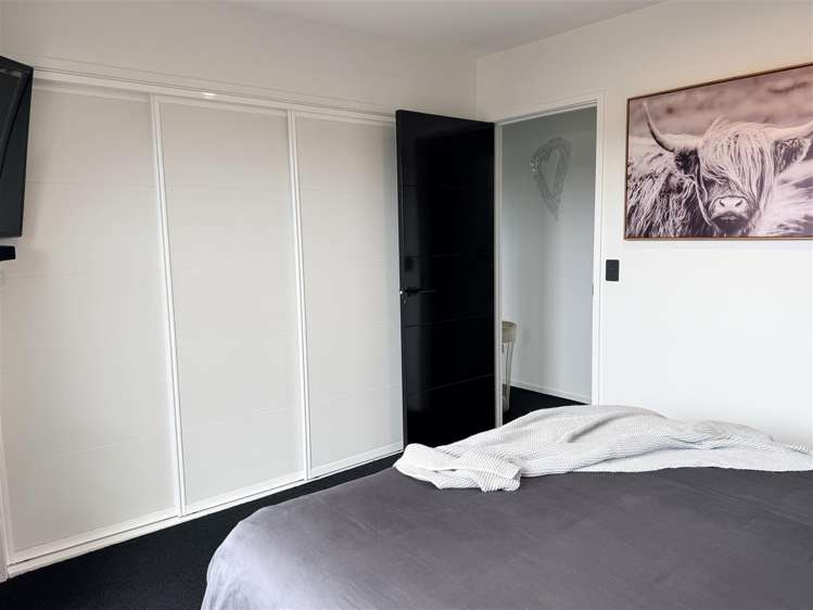 64 Blake Street Blaketown_11