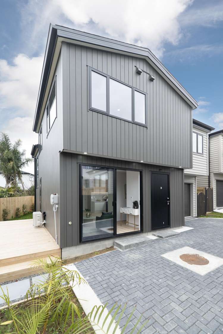 12E Karo Place Glendene_23