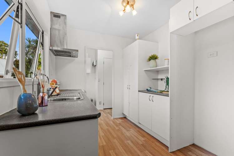 2a Rata Road Stanmore Bay_5