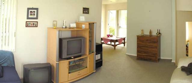 2/152 Sunset Road Unsworth Heights_1