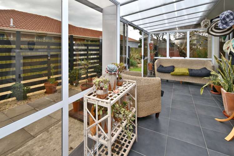 1/311a Estuary Road South New Brighton_11