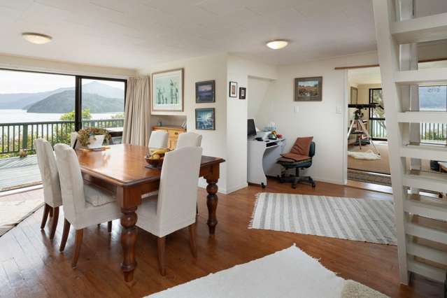 Black Point, Whatanihi. Marlborough Sounds_3