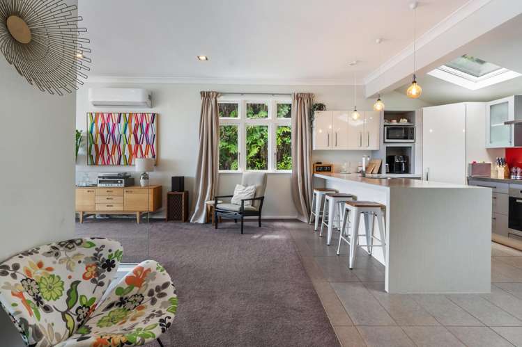 3 Mackenzie Road Eastbourne_8