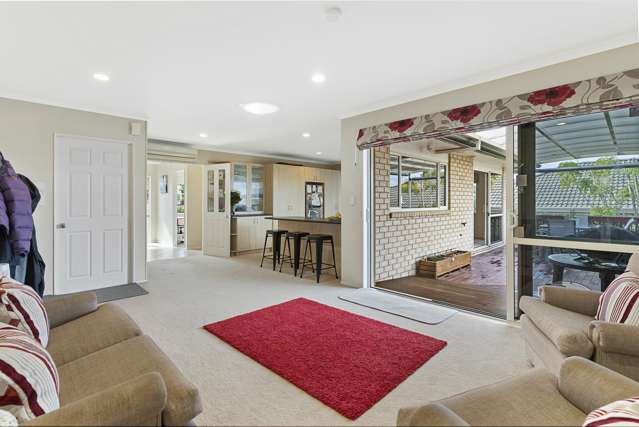 11 Kath Hopper Drive Orewa_4