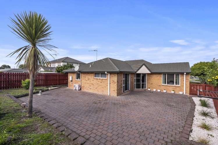 16 Callum Brae Drive Rototuna_19