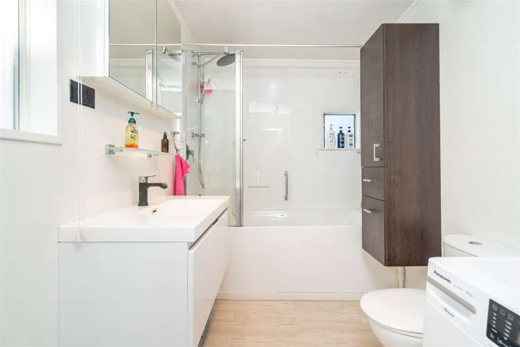 21 Castle Street Waihola_6