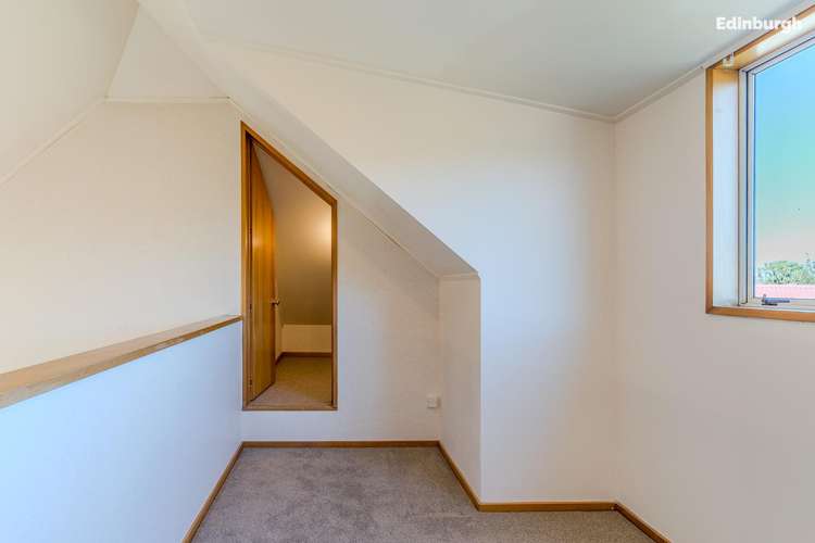 93 Main Road Fairfield_19