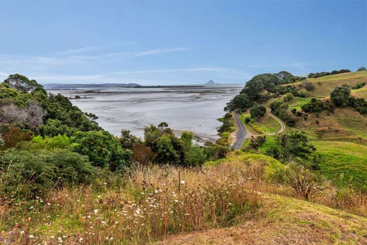 5 Ohiwa Cove Rise Opotiki and Surrounds_7