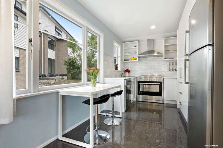 4 Glenvil Lane Te Atatu Peninsula_6