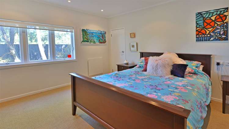 4 Tasman Avenue Henderson Valley_14