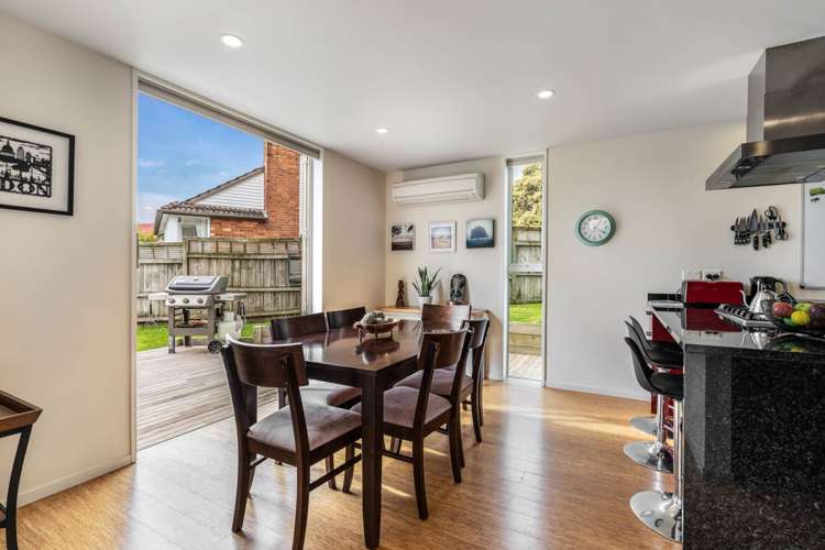 18 Fraser Road Narrow Neck_19