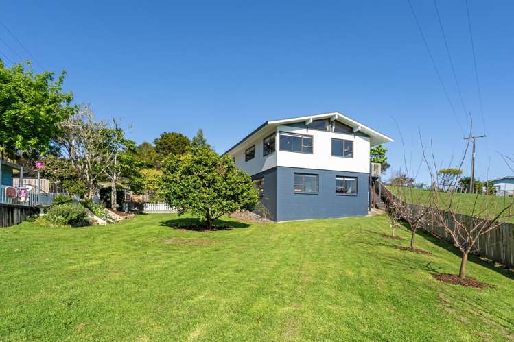 68 Valley View Road Otaika_32