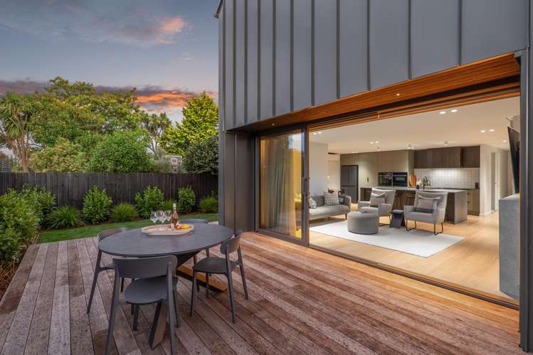 2/105 Tomes Road St Albans_3